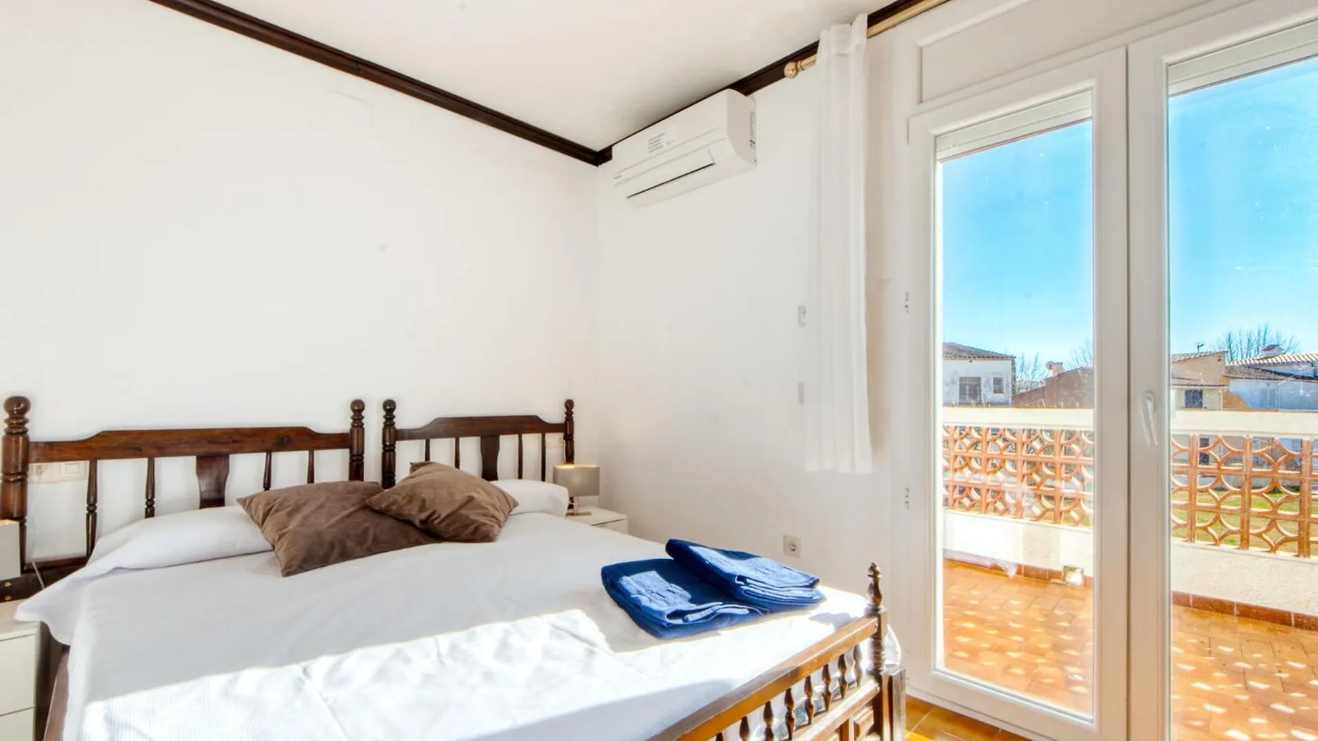 Holiday Home Triangulo 16 Empuriabrava